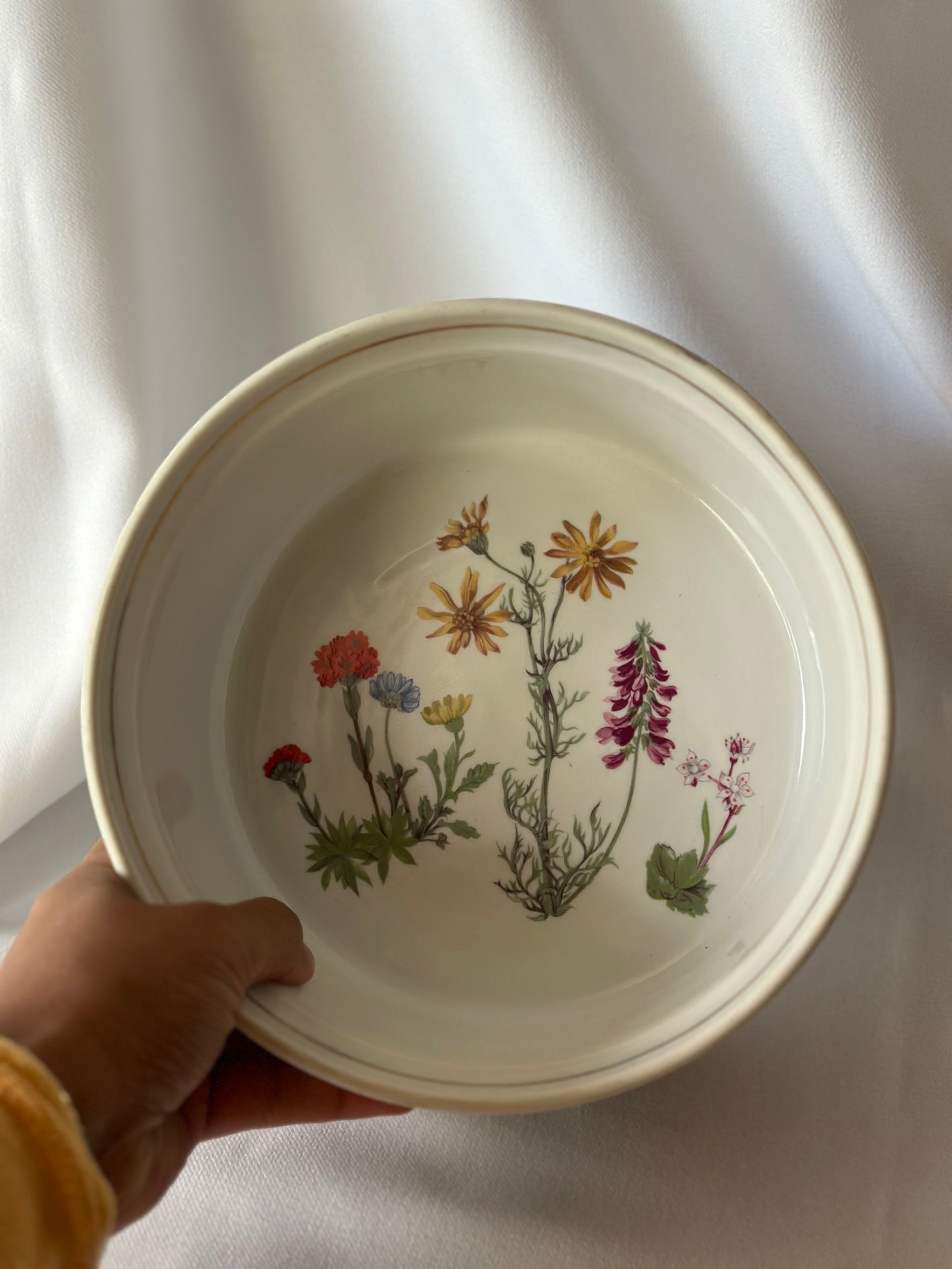 vintage casserole dish